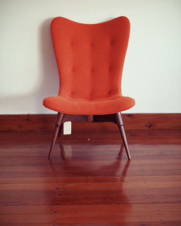 Grant Featherston contour chair - After shot